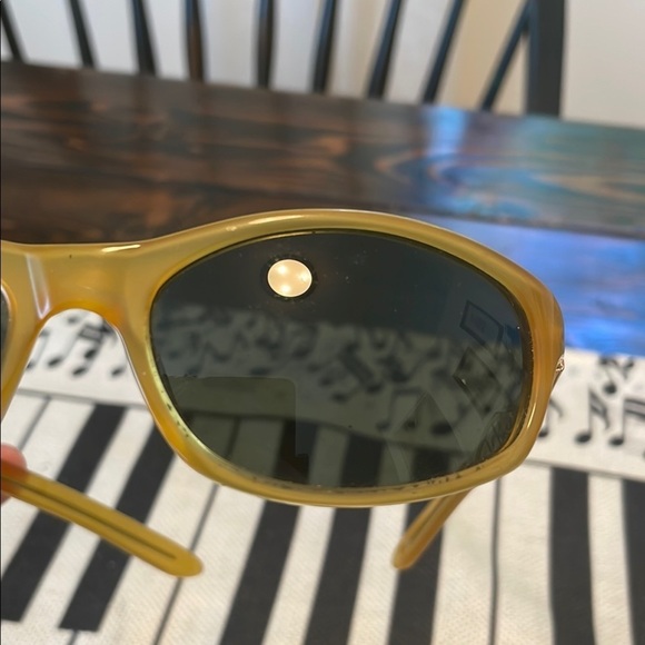Valentino Gold and Black Sunglasses with Reflective Lenses Vintage Glass Pouch main image 12